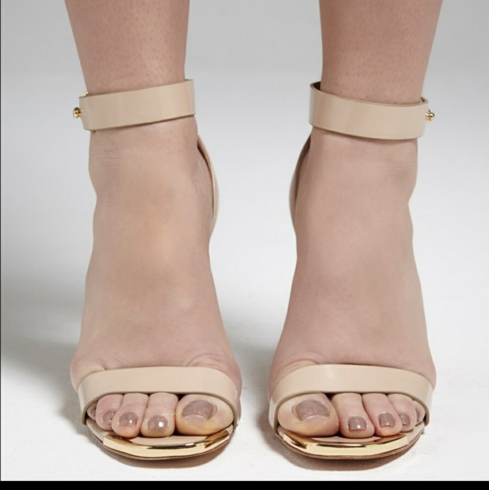 New in box Pour La Victore Yaya shoe in nude - Picture 6 of 6